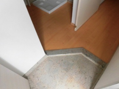 スカイコート天神橋  玄関