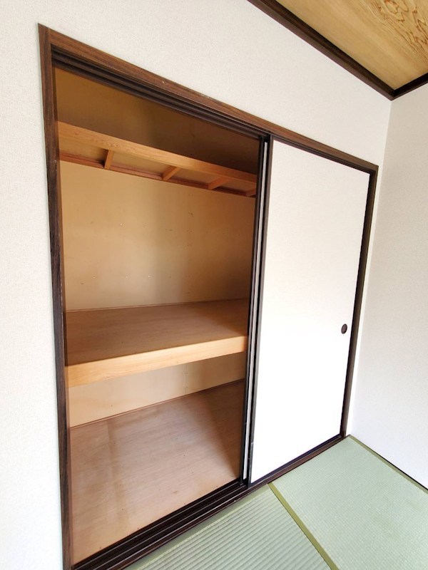 しげのぶ壱番館 収納