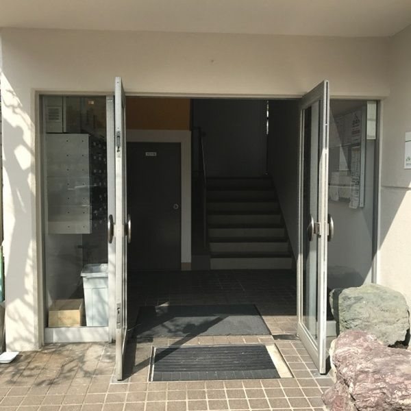 メゾン星ヶ丘 玄関