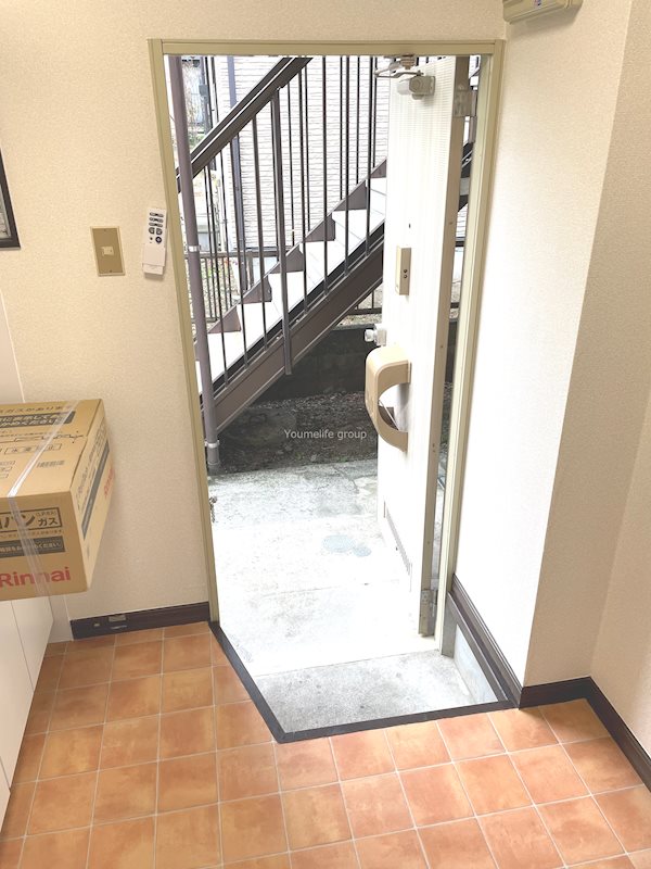 常楽ハイツ1 玄関