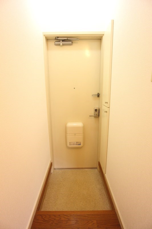 ハイツサニーヒル 玄関