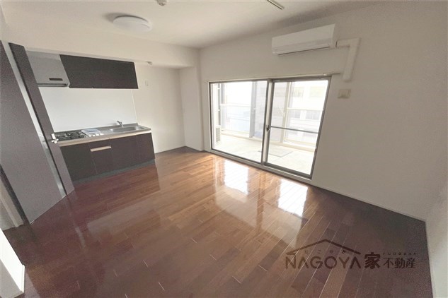 Ｌａ Ｆaｃａｄｅ リビング