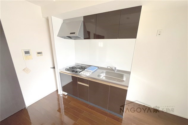 Ｌａ Ｆaｃａｄｅ キッチン