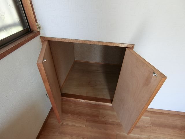 蟻ケ崎新橋貸家 収納