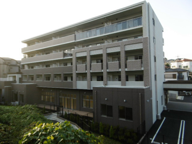 グランドソレーユ三ツ池公園 外観