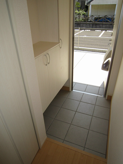 メゾン・ド・リベール 玄関