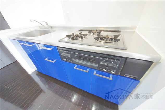 ドゥーエ上前津 キッチン