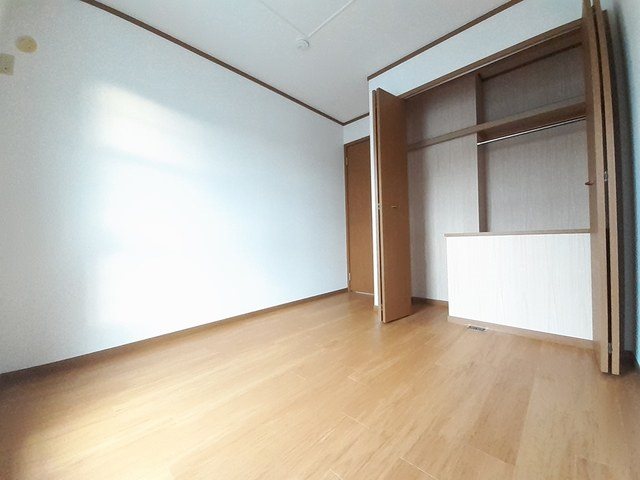 サン　フェスタＢ ベッドルーム