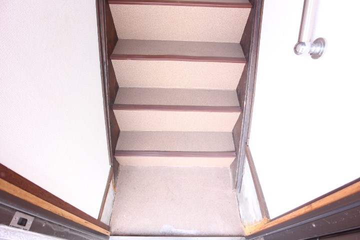 須磨浦３－ハイツ 玄関