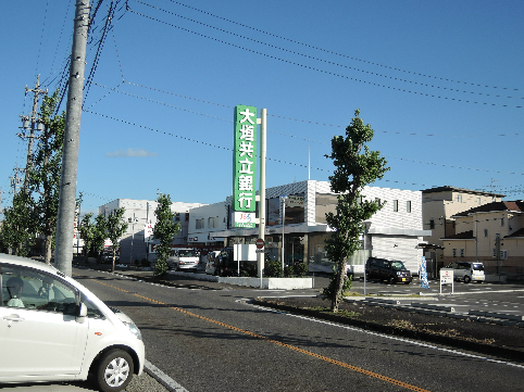 グリシーヌ 銀行