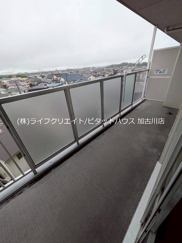 シャルヴィ加古川 ベランダ
