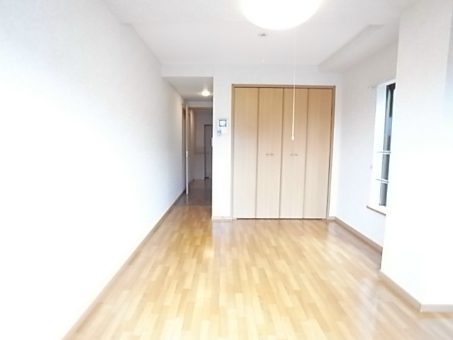 メゾン・ミッテ リビング