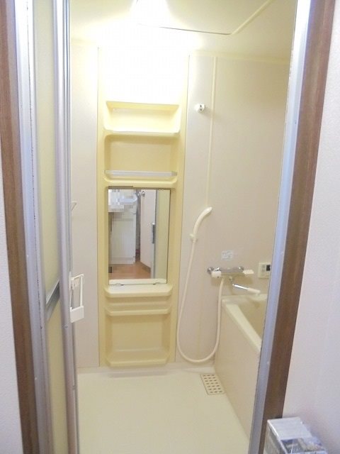 エステート古里 風呂画像