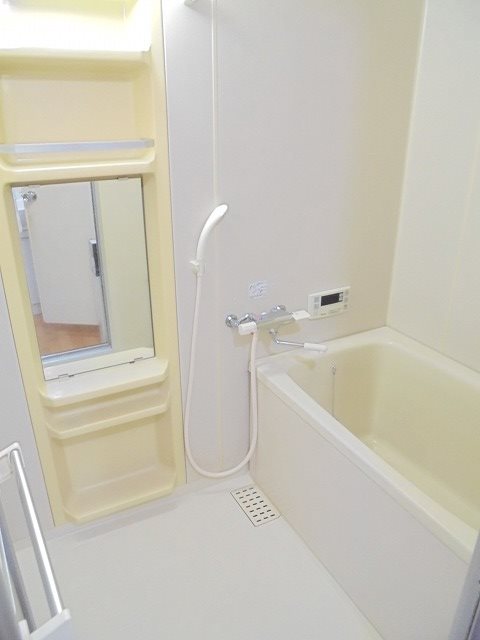 エステート古里 風呂画像