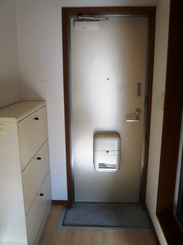共恵アパート  玄関