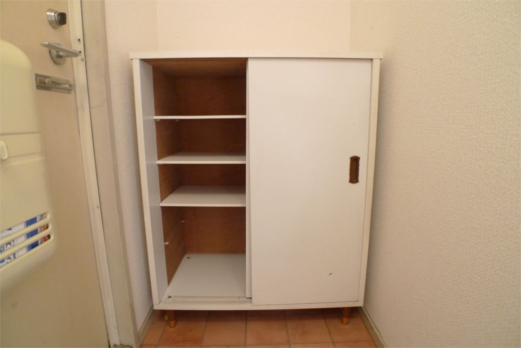 メゾン・ド・尾上 玄関