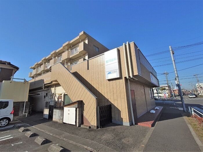 小峯ビル エントランス