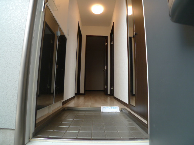 サンライフ芝 玄関