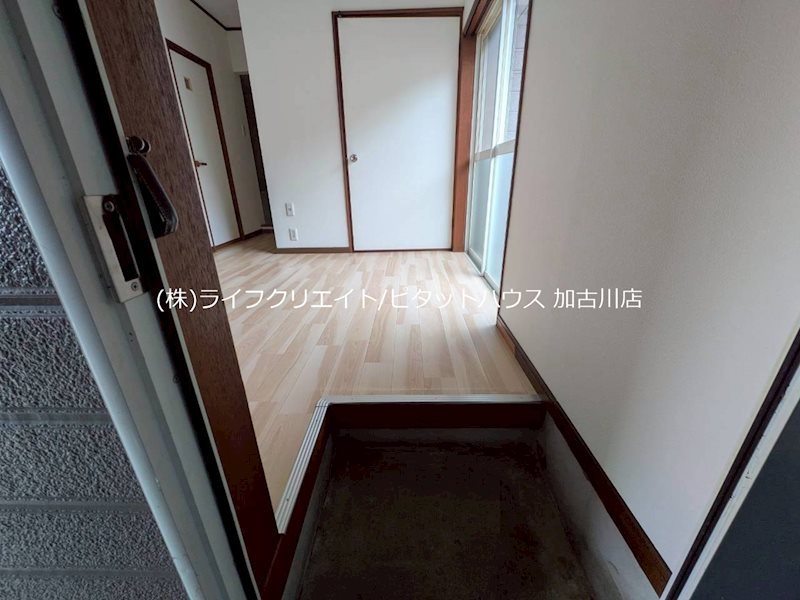 リバティ西脇 玄関