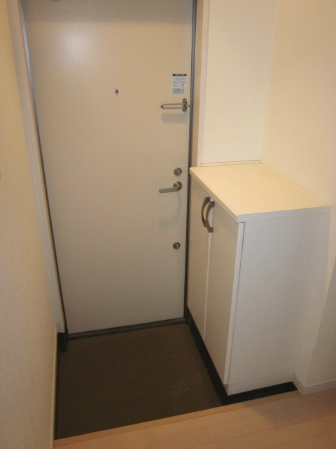 フォセット 玄関