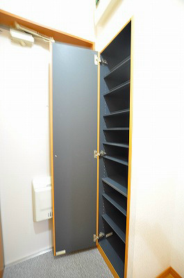 アムールＲＥＶＥ 玄関