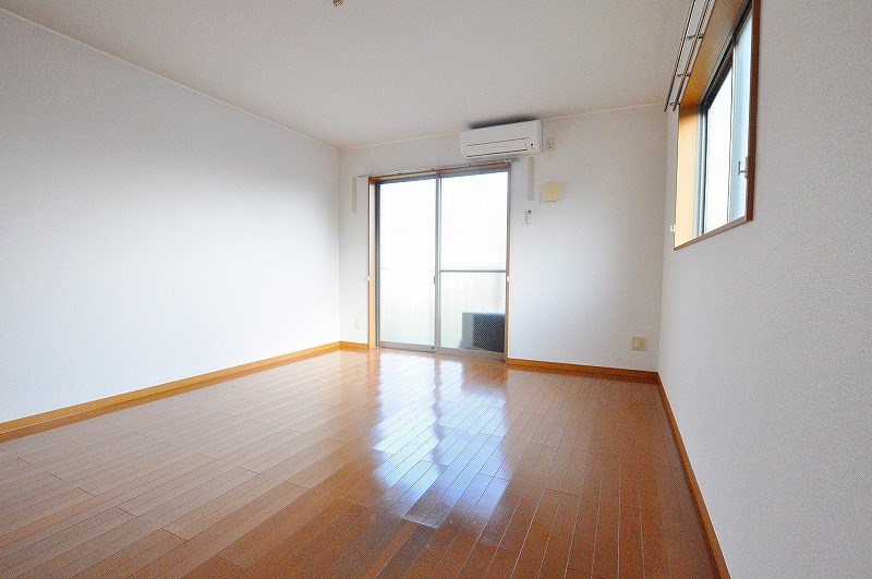 アムールＲＥＶＥ リビング