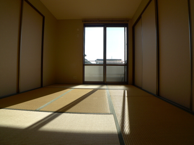 ラークハウス 玄関