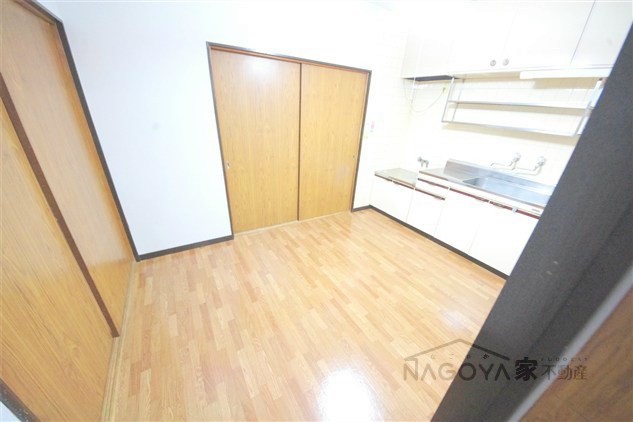 戸田マンション リビング