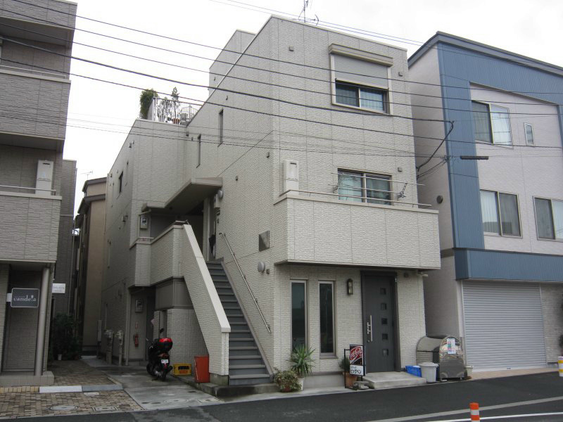 PaLace B･B（ﾊﾟﾚｽﾋﾞｰﾋﾞｰ） 103号室 外観