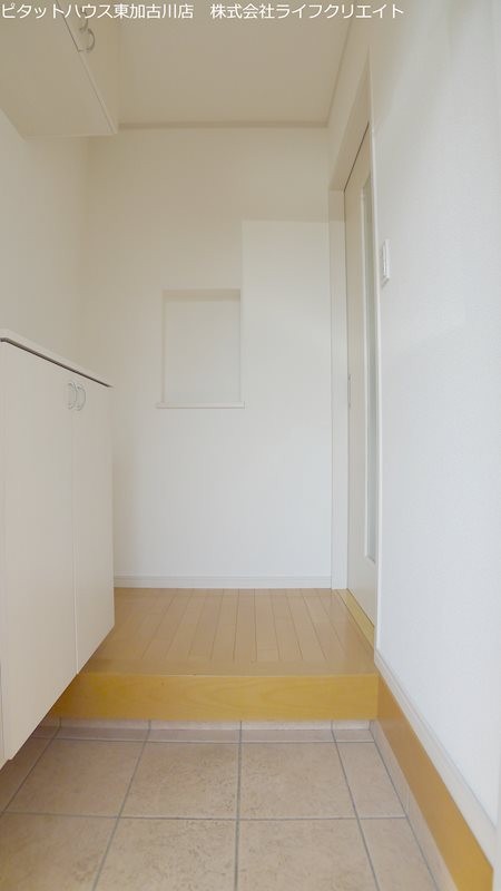 シャルレックスＡ棟 玄関