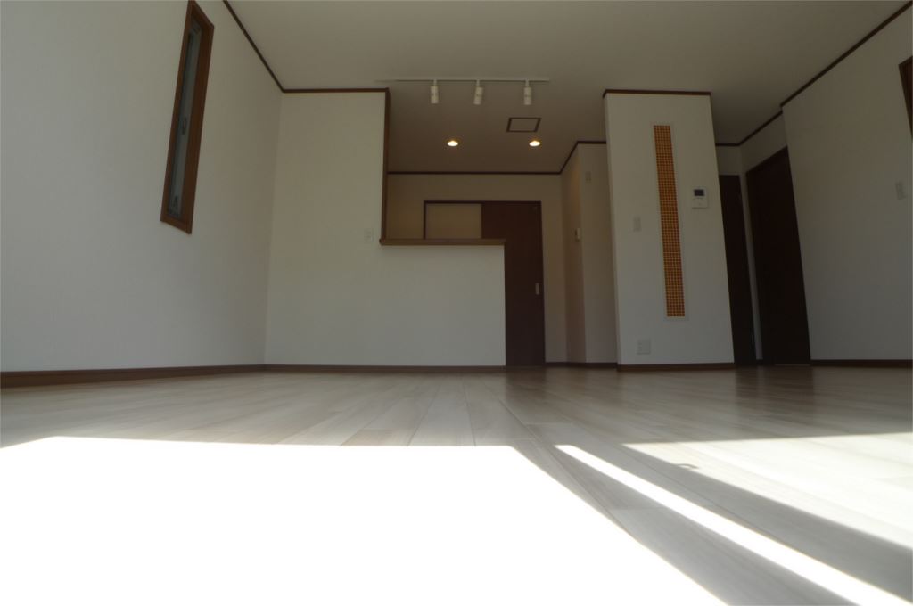 ディアコート小町条 リビング