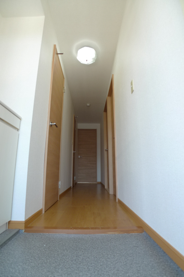 ニューマリッチ加古 玄関