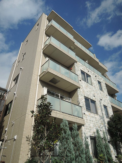 The Orchid Manor 203号室 外観