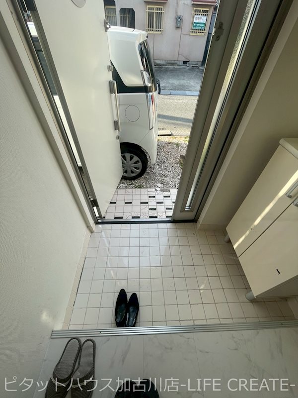 大野戸建て 玄関