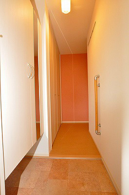 Ｏａｓｉｓ（オアシス） 玄関