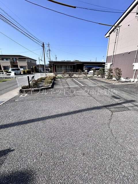 ソレアード 駐車場