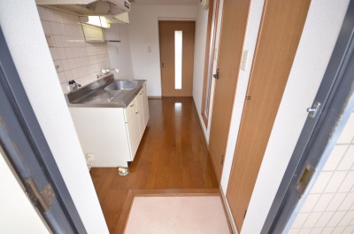 リバーサイド板櫃  玄関