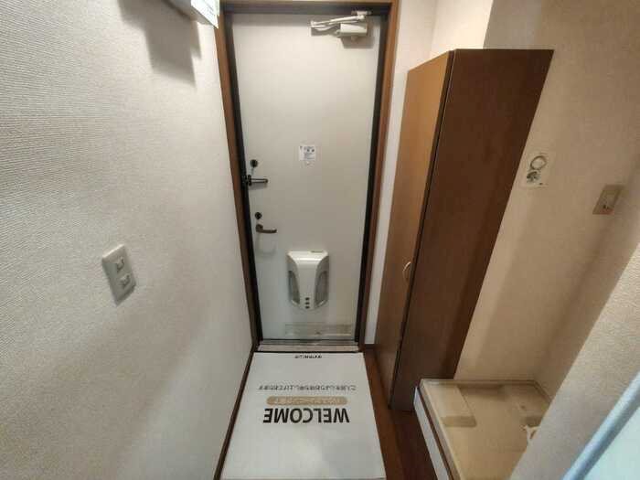 アパートメントＫ 玄関