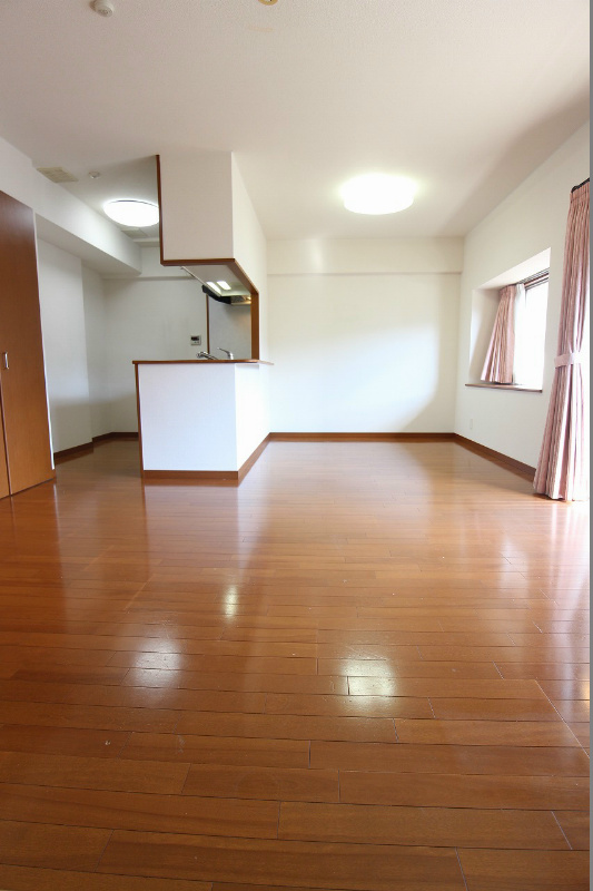 サンライフ大手町 リビング