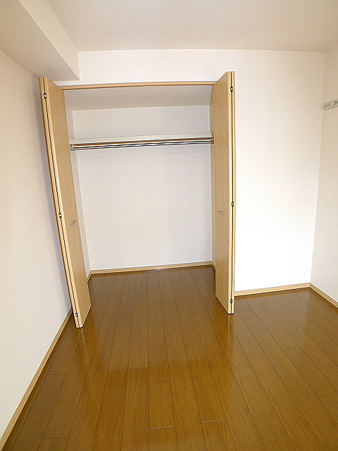 エターナヴィレッジＢ 収納