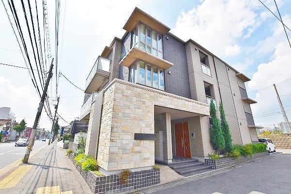 シャーメゾン境川  101号室 外観
