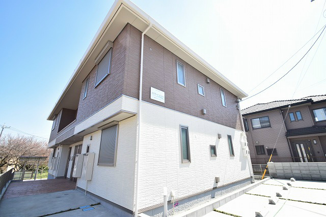 エスターナ　ピッコロ 101号室 外観