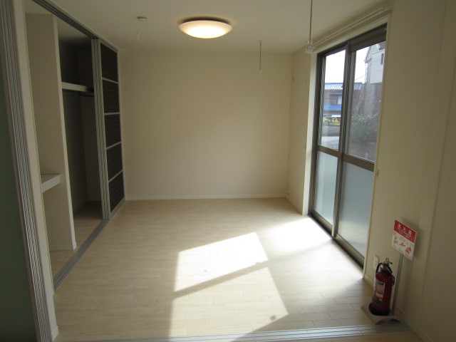 エスターナ　ピッコロ その他4