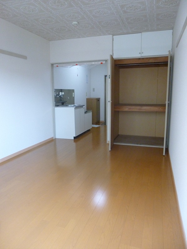 池田ビル ベッドルーム