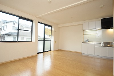 ハイツ上吉田 リビング