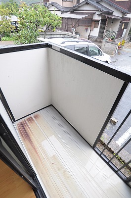 ハイツ上吉田 ベランダ