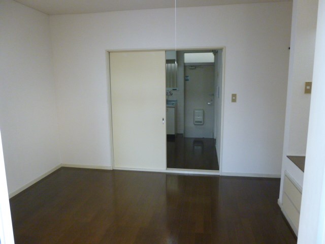 コーポウィングス リビング