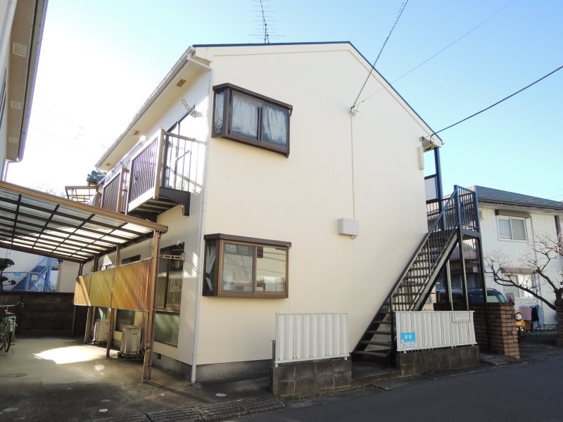 アゼリアハイツ 102号室 外観