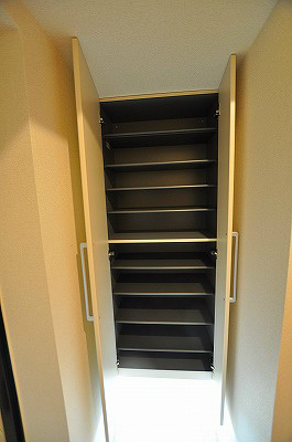 プランドール  玄関