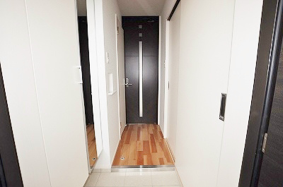 アルティザ小倉 玄関